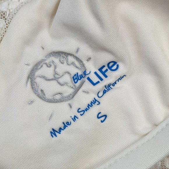 Blue Life White Lace Bikini Top - Picture 4 of 7